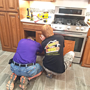 Glue And Nails Top Tulsa Ho……deler Kitchen 10