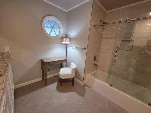 212-Bathrooms